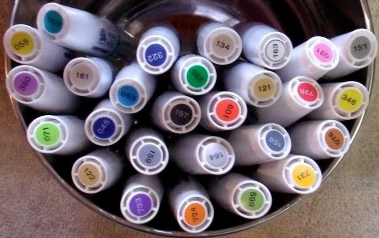 DY15P - Pigment Markers 27 Pen Set 26 Colors + White Blender